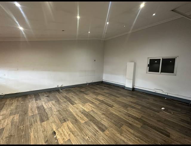 1,200M² WAREHOUSE TO LET IN BARBEQUE DOWNS